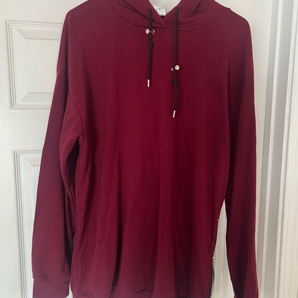 Women’s  Burgundy Hoodie Sweater